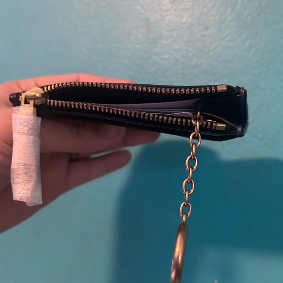 Coach Black Pebbled Leather Zip Card Case with Gold 'C' - Picture 3 of 5